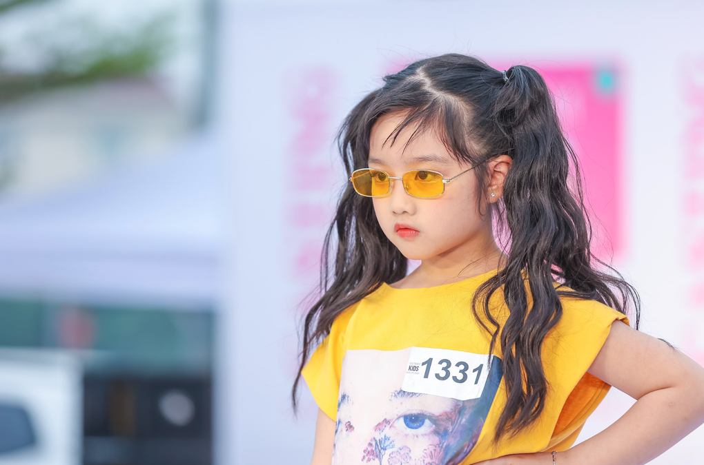 Hơn nghìn mẫu nhí tham gia casting Tuần lễ thời trang trẻ em - 2 Hơn nghìn mẫu nhí tham gia casting Tuần lễ thời trang trẻ em - 2