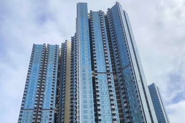 Hong Kong treo thưởng nhà 1,4 triệu USD để kêu gọi dân tiêm chủng Covid-19