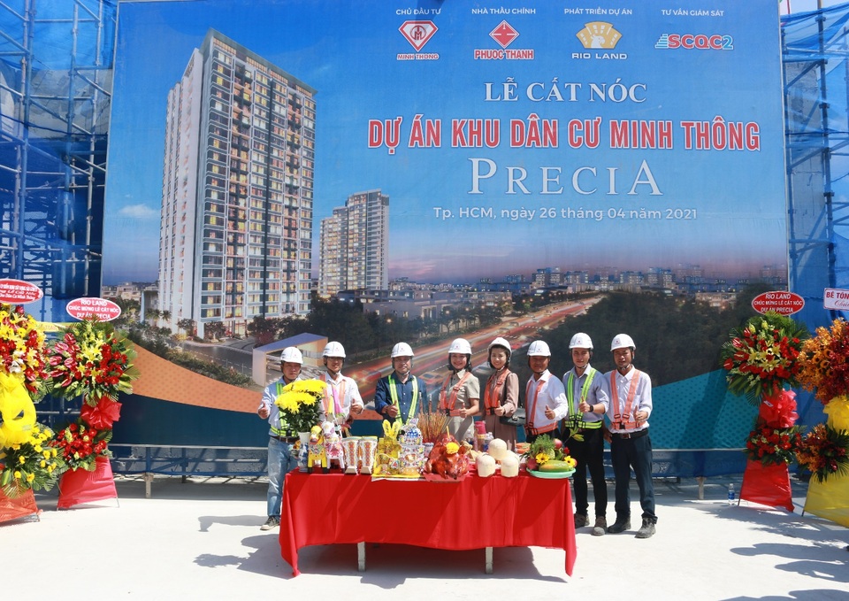 Khẳng định giá trị nội lực, dự án Precia cất nóc vượt tiến độ - 1 Khẳng định giá trị nội lực, dự án Precia cất nóc vượt tiến độ - 1