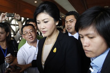 Thủ tướng Thái Lan rời Bangkok, phe đối lập tiếp tục biểu tình