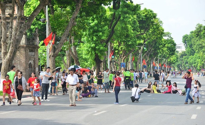 Không gian phố đi bộ Hoàn Kiếm.