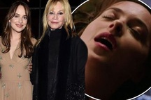 Bố mẹ sao phim “50 sắc thái” chưa xem cảnh nóng của con