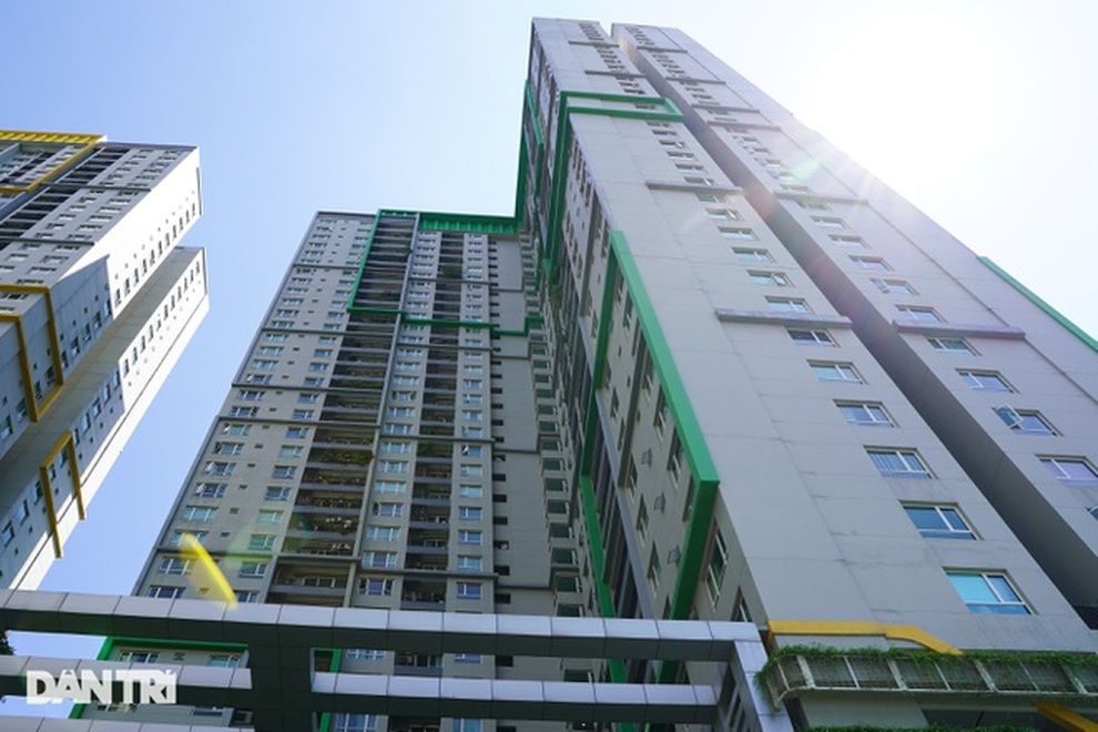 Ngày 27/7, Hà Nội liên tục ghi nhận ca mắc mới, nhiều khu vực bị phong tỏa - 4 Ngày 27/7, Hà Nội liên tục ghi nhận ca mắc mới, nhiều khu vực bị phong tỏa - 4