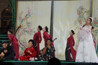 Trà đá vỉa hè, tiếng rao đêm lên sân khấu Festival Thăng Long - Hà Nội 2025
