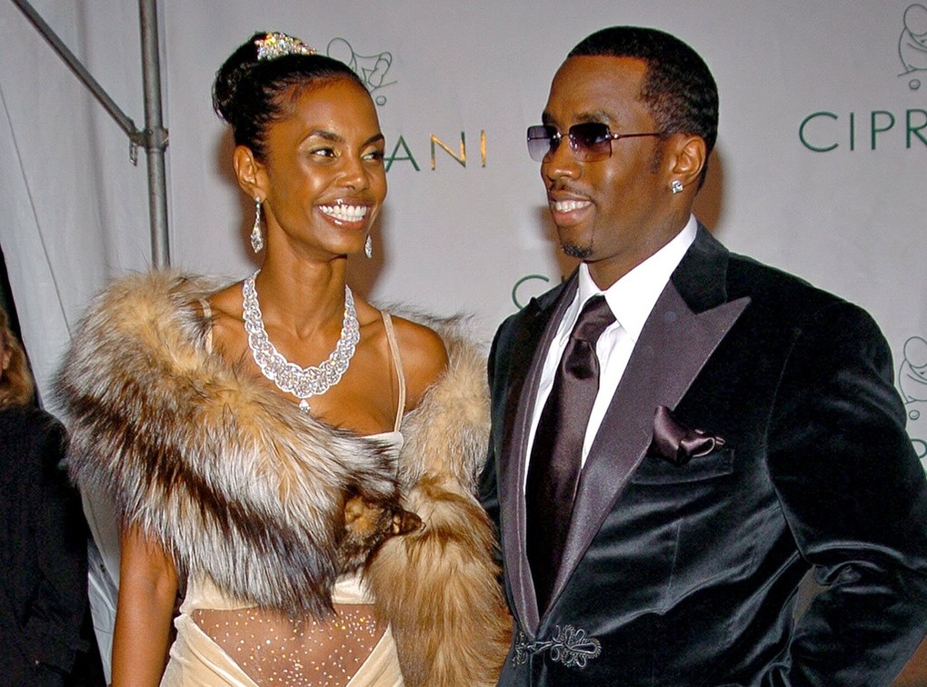 What's in the memoir that accuses Diddy of being a sinful sexual predator? - 2