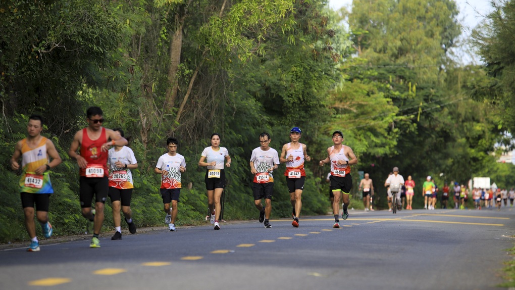 Huỳnh Anh Khôi - Văn Tâm - Đan Quyết làm nóng đường đua HDBank Green Marathon 2025 - 4 Huỳnh Anh Khôi - Văn Tâm - Đan Quyết làm nóng đường đua HDBank Green Marathon 2025 - 4