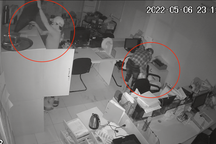 Băng trộm táo tợn, lục tung công ty hơn 5 giờ để lấy tài sản