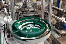 Công nghiệp phụ trợ: Làm được ốc vít, nhưng không bán được