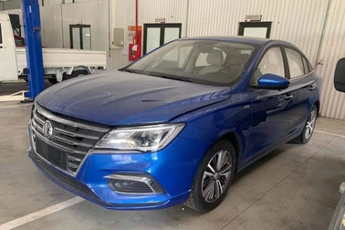 MG5 sắp có thêm bản số sàn tại Việt Nam, thiết kế lạ và hứa hẹn giá rẻ