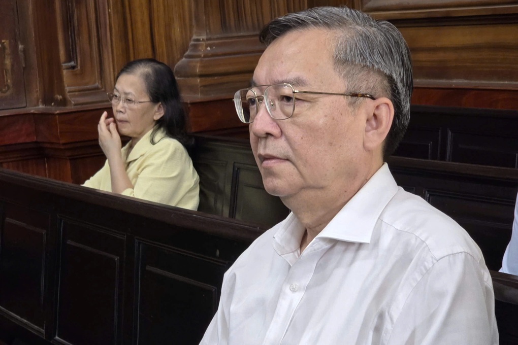 Đang bị truy nã, bà Nguyễn Thị Thanh Nhàn lĩnh thêm 8 năm tù - 1 Đang bị truy nã, bà Nguyễn Thị Thanh Nhàn lĩnh thêm 8 năm tù - 1