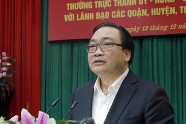 Bí thư Hà Nội truy trách nhiệm vụ đá vỉa hè “bền 70 năm” nhanh hỏng