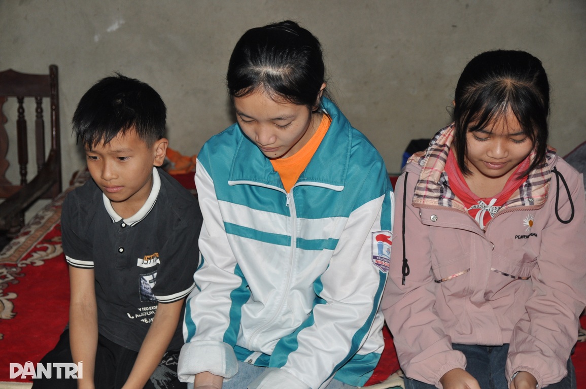 Mẹ u não quyên sinh, 3 con ôm di ảnh đớn đau đến tê dại - 4 Mẹ u não quyên sinh, 3 con ôm di ảnh đớn đau đến tê dại - 4