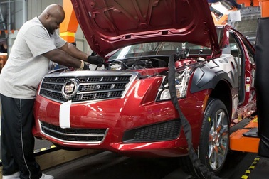 GM cũng giảm sản xuất xe con