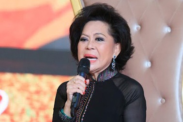 Danh ca Giao Linh không muốn bước ra sân khấu khi bị gọi là “nữ hoàng nhạc sến”