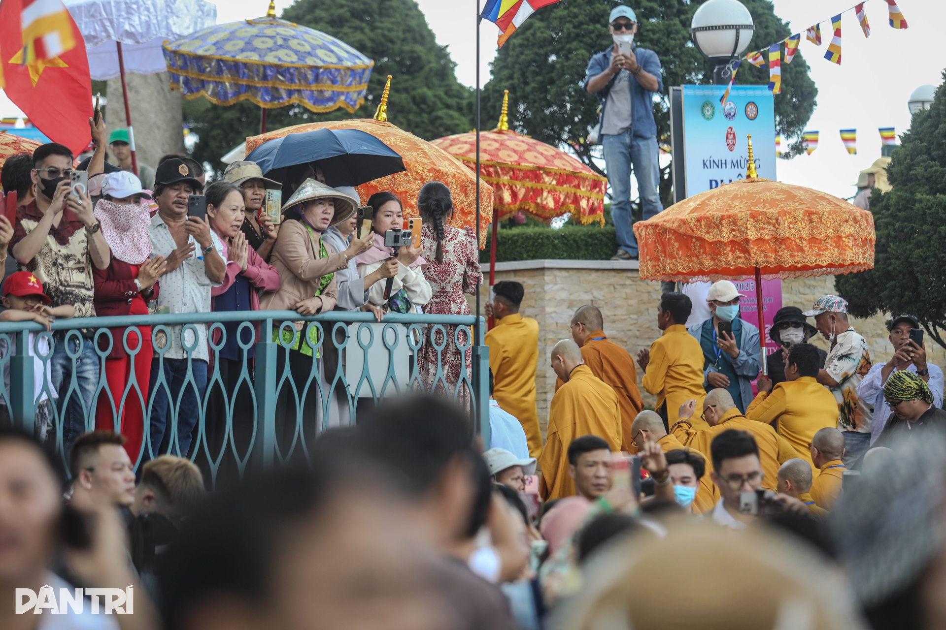 Xá lợi Đức Phật được cung thỉnh về ngọn núi cao nhất Nam bộ - 5