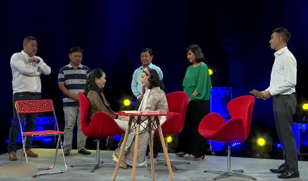 NSND Kim Cương nghẹn ngào gặp lại con gái nuôi sau 45 năm thất lạc - 7 NSND Kim Cương nghẹn ngào gặp lại con gái nuôi sau 45 năm thất lạc - 7