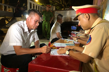 Tài xế say xỉn "thông chốt" CSGT lĩnh án phạt 80 triệu đồng