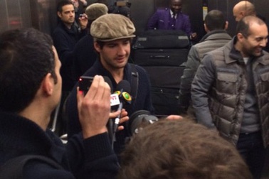 Tới Chelsea, Pato nhận lương bèo bọt