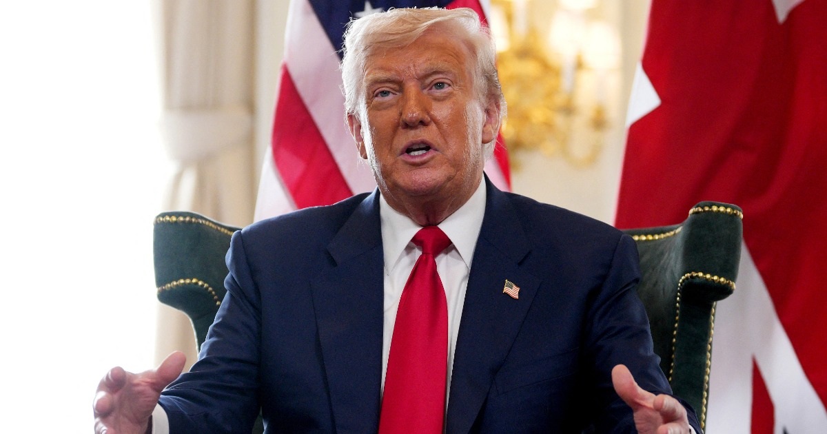 Ông Trump tuyên bố áp thuế 25% đối với hàng hóa nhập khẩu từ Ấn Độ