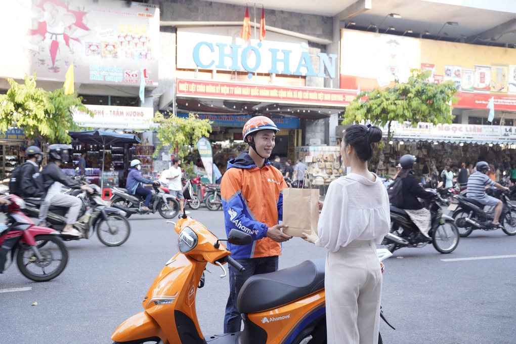 Xe điện trở thành giải pháp mới cho kinh doanh dịch vụ vận tải - 2 Xe điện trở thành giải pháp mới cho kinh doanh dịch vụ vận tải - 2