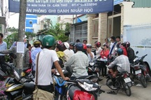 Sĩ tử ồ ạt đổ về thành phố tìm "lò" luyện cấp tốc