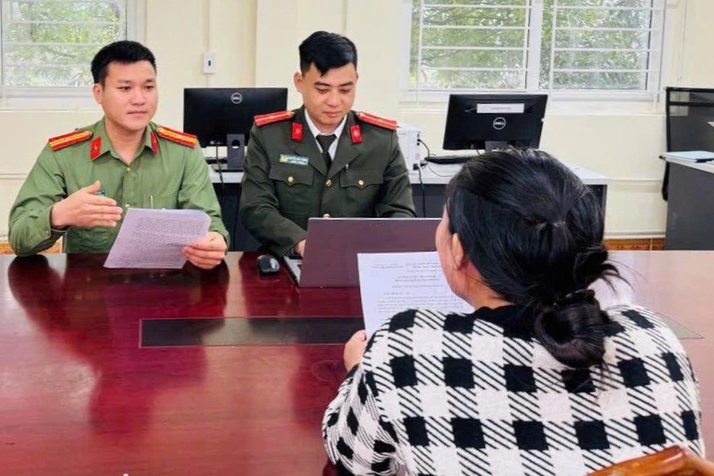 Xử phạt người phụ nữ chia sẻ video sai sự thật do AI tạo - 1