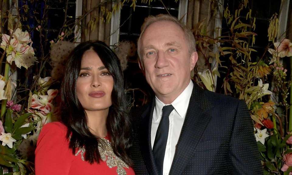 Salma Hayek cảm thấy xúc phạm khi bị nói cưới tỷ phú vì tiền - 8 Salma Hayek cảm thấy xúc phạm khi bị nói cưới tỷ phú vì tiền - 8