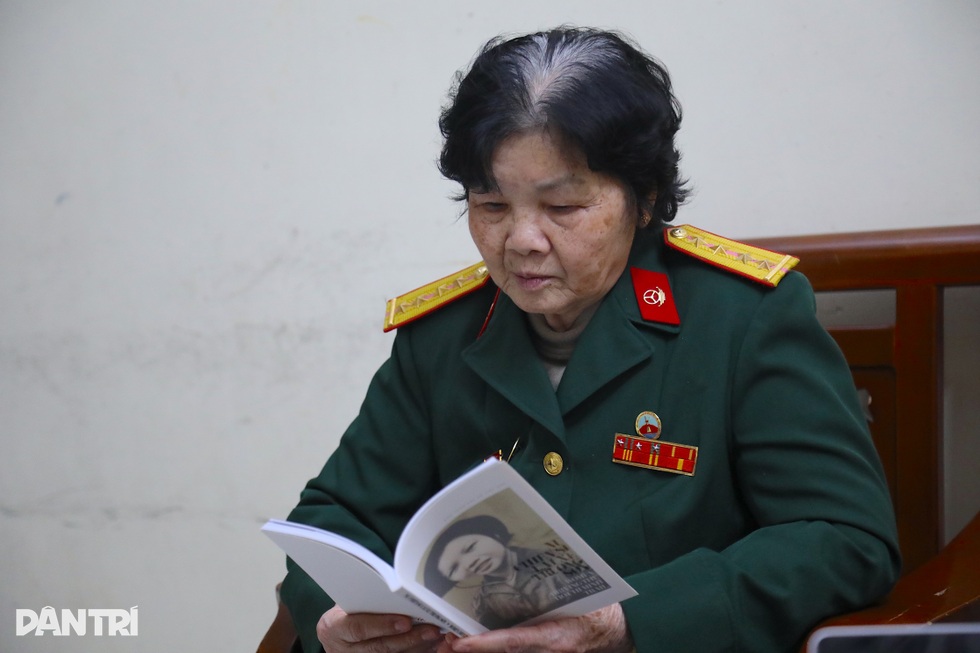 Gặp lại người phụ nữ Hà Nội từng là hoa khôi lái xe Trường Sơn một thời - 1 Gặp lại người phụ nữ Hà Nội từng là hoa khôi lái xe Trường Sơn một thời - 1