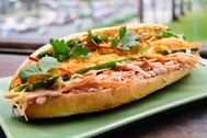Nhiều cư dân tại chung cư ở TPHCM nhập viện sau khi ăn bánh mì