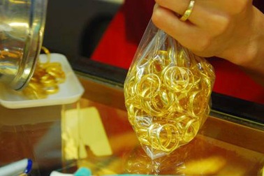 Vàng SJC kéo dài chuỗi ngày giảm giá