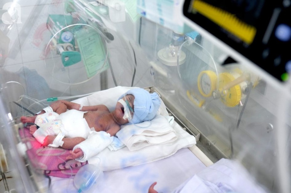 Người mẹ ung thư chịu bệnh hành hạ nhường sự sống cho con - 1 Người mẹ ung thư chịu bệnh hành hạ nhường sự sống cho con - 1