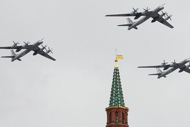 Mỹ sẵn sàng "đánh chặn" máy bay ném bom tầm xa của Nga 