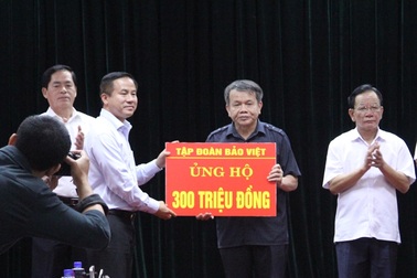 Tập đoàn Bảo Việt ủng hộ gần 1,5 tỷ đồng cùng đồng bào Tây Bắc vượt lũ