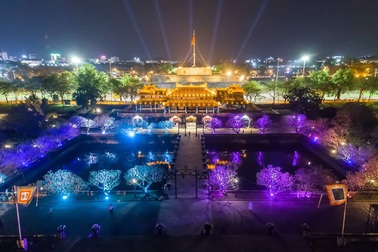 Trải nghiệm những khung cảnh tuyệt vời ở Đại Nội về đêm