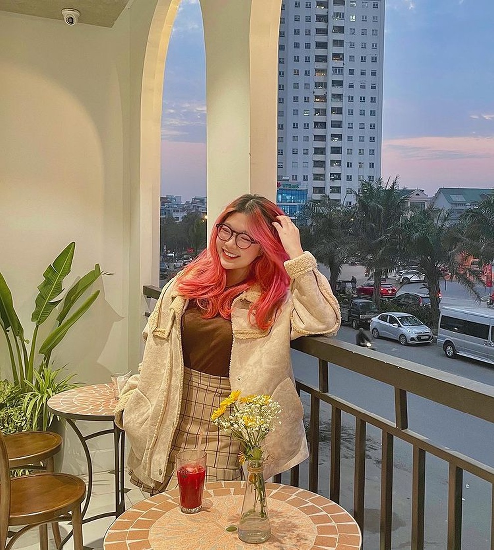 Vi vu trong quán cà phê toa tàu độc đáo giữa lòng Hà Nội - 13 Vi vu trong quán cà phê toa tàu độc đáo giữa lòng Hà Nội - 13