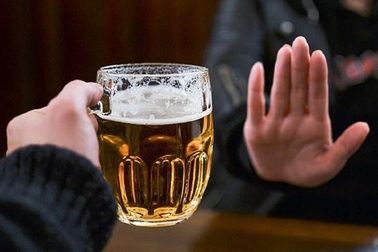 Bỏ rượu bia 30 ngày, cơ thể thay đổi bất ngờ ra sao?