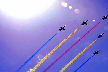 Không quân Trung Quốc cho ra mắt hai đội máy bay biểu diễn 