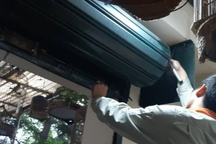 Bé trai 11 tuổi ở Quảng Ninh bị cửa cuốn đè tử vong