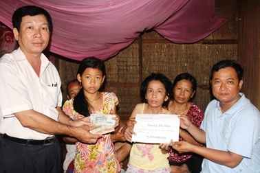 Hơn 74 triệu đồng đến với người phụ nữ bệnh liệt giường