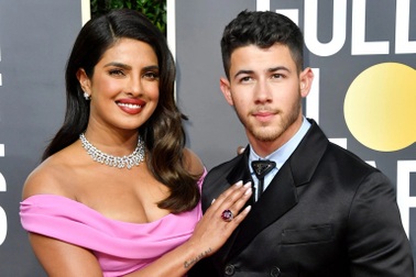 Những ngôi sao "kỹ tính", chỉ khi con đã chào đời mới báo tin vui