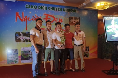 Giò lan siêu hiếm "Người đẹp Bình Dương" được bán gần 10 tỷ đồng