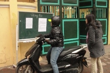 Phụ huynh Hà Nội hoang mang vì… dự báo thời tiết 