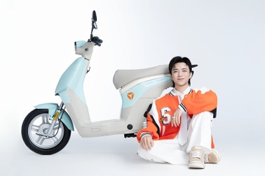 Yadea giới thiệu hệ sinh thái xe điện thông minh cho sinh viên