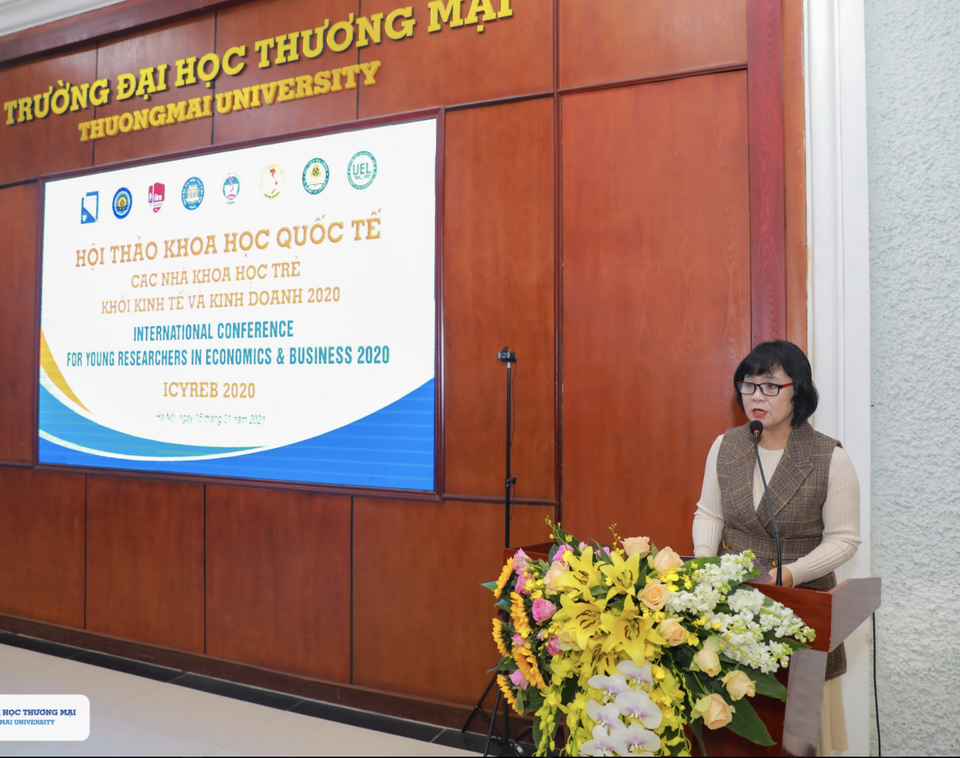 Các nhà khoa học trẻ là tài sản xã hội - 2 Các nhà khoa học trẻ là tài sản xã hội - 2
