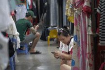 Chợ truyền thống ế ẩm, tiểu thương chuyển dịch bán hàng online