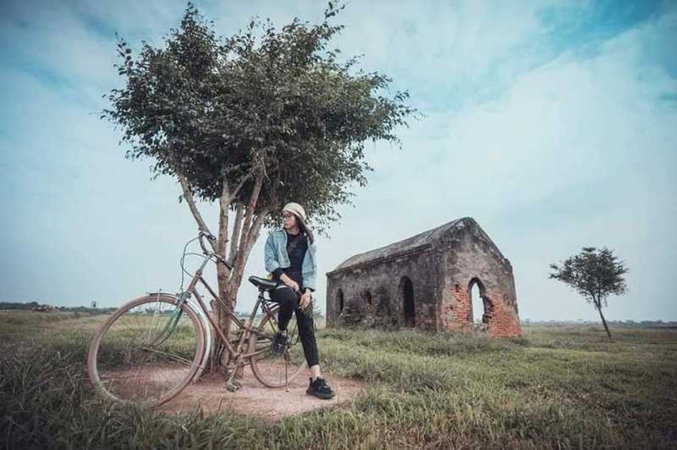 Bạn trẻ đổ xô đến vườn cúc họa mi “độc nhất” Nam Định chụp ảnh - 3