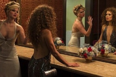 Những nụ hôn gây sốt do các sao “tự biên, tự diễn”