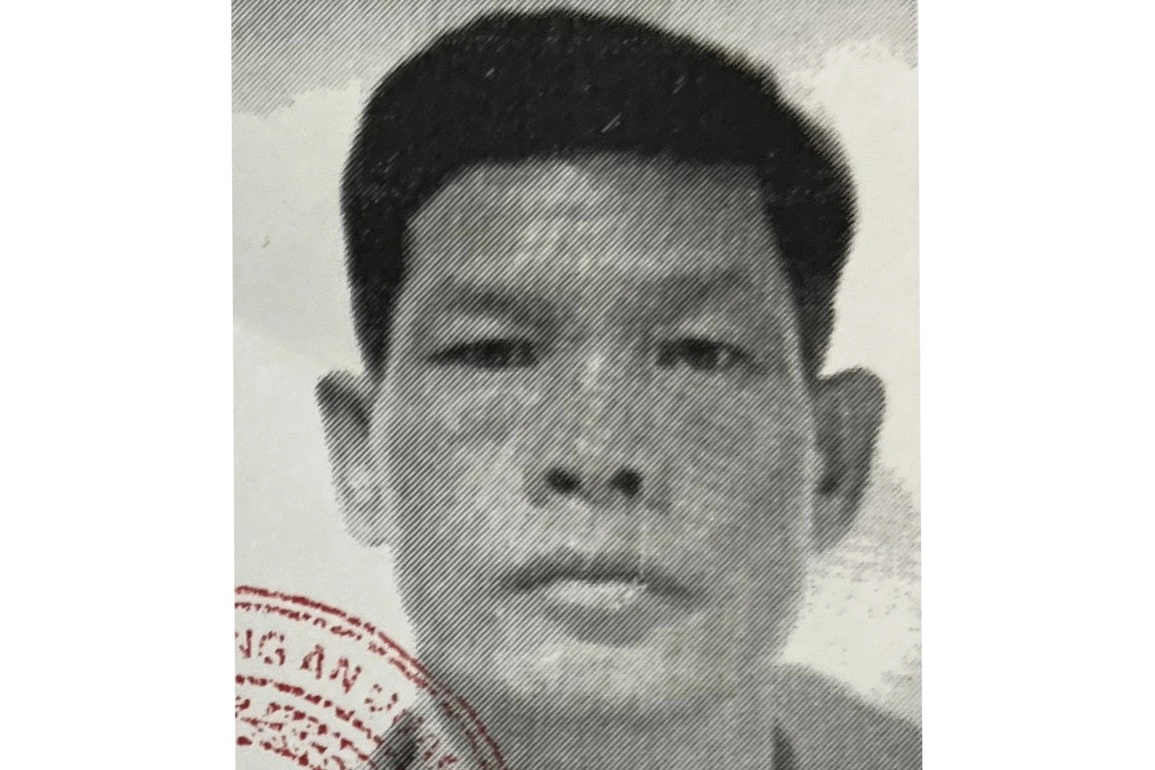 Truy nã đối tượng dâm ô với người dưới 16 tuổi - 1 Truy nã đối tượng dâm ô với người dưới 16 tuổi - 1