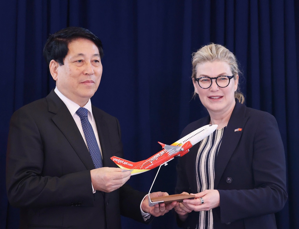 Vietjet nhận bàn giao tàu bay Boeing đầu tiên - 2 Vietjet nhận bàn giao tàu bay Boeing đầu tiên - 2