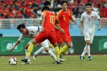 Đội tuyển Việt Nam hưởng lợi nếu thi đấu với Trung Quốc tại UAE?